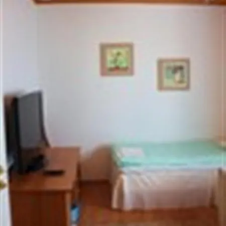 Sandels Moekit & Talot Holiday home *